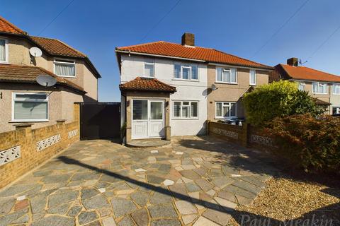 69 Aldrich Crescent, New Addington, Croydon, CR0 0NQ