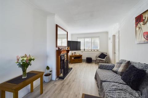 69 Aldrich Crescent, New Addington, Croydon, CR0 0NQ