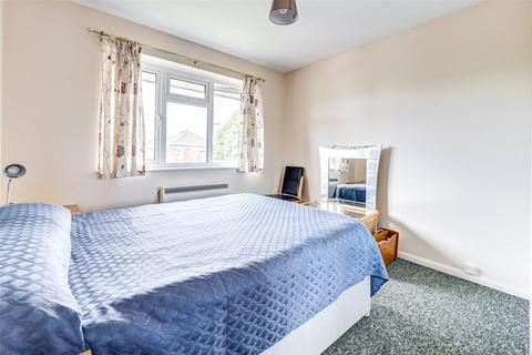 1 bedroom flat for sale, Byron Road, Worthing, West Sussex, BN11