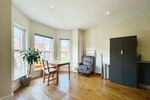 2 bedroom flat to rent, Goulden Road, Manchester, Greater Manchester, M20