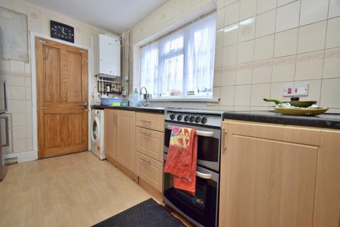 4 bedroom terraced house for sale, Mere Road, Spinney Hills, Leicester, LE5