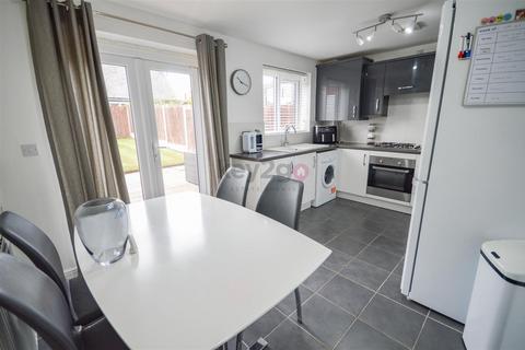 3 bedroom semi-detached house for sale, Spinnaker Road, Clowne, Chesterfield, S43