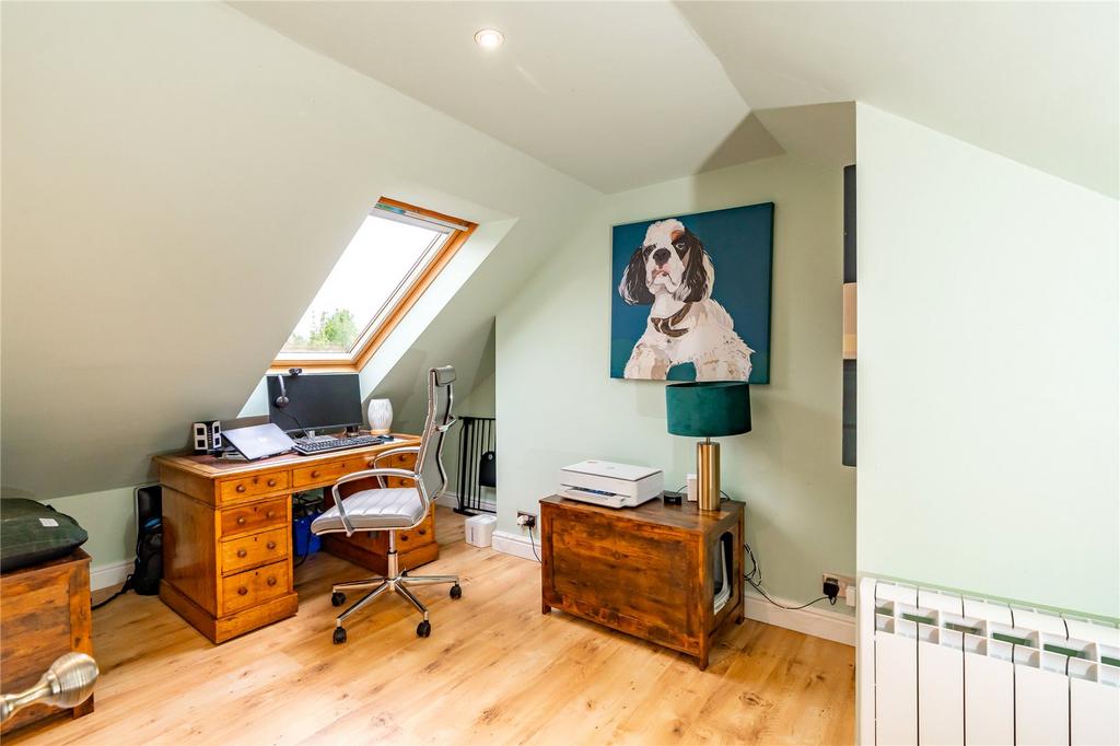 Bedroom/Study