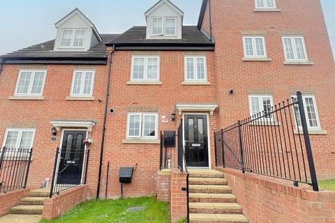 3 bedroom terraced house for sale, Honeybourne Road, Leeds