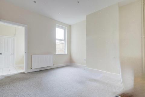 3 bedroom terraced house for sale, Bournemouth Park Road, Southend-on-sea, SS2