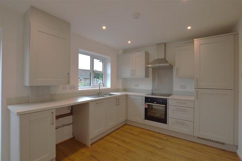 3 bedroom semi-detached house to rent, Old Barber, Harrogate HG1