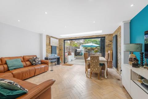 3 bedroom house for sale, Cubitt Terrace, SW4