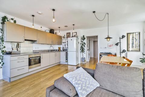 1 bedroom apartment for sale, Woods Road, London