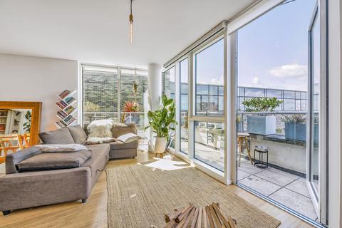 1 bedroom apartment for sale, Woods Road, London