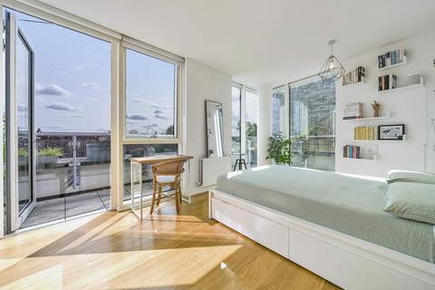 1 bedroom apartment for sale, Woods Road, London