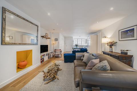 3 bedroom house for sale, West Hampstead Mews, West Hampstead, London, NW6