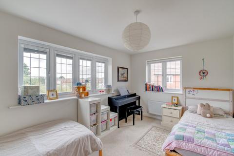 undefined, Mayors Drive, Alcester, Warwickshire, B49