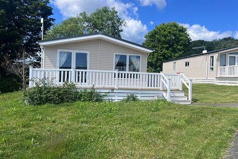 3 bedroom lodge for sale, Whitecliff Bay Holiday Park