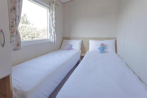 3 bedroom static caravan for sale, Whitecliff Bay Holiday Park