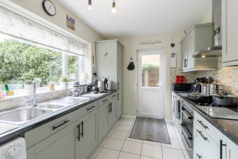 4 bedroom detached house for sale, Buckingham Road, Milton Keynes MK3