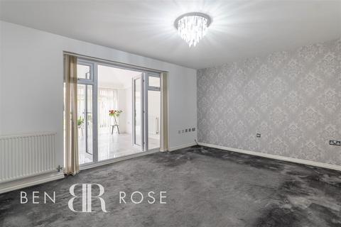 10 Darwin Drive, Leyland, PR25 5AP