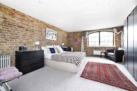 2 bedroom apartment for sale, Wiltshire House, 2 Maidstone Building Mews, London, SE1