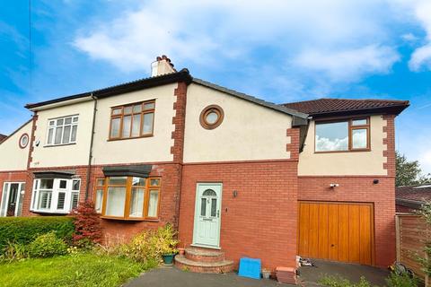 1 bedroom in a house share to rent, Ruabon Road, Manchester, Greater Manchester, M20