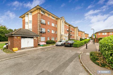 2 bedroom flat for sale, Pentland Close, London N9