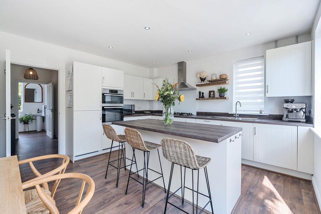 Kitchen / Dining Room