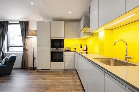 2 bedroom apartment to rent, Back Church Lane, London