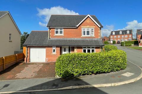 3 bedroom detached house for sale, Gwel Y Llan, Caernarfon, Gwynedd, LL55