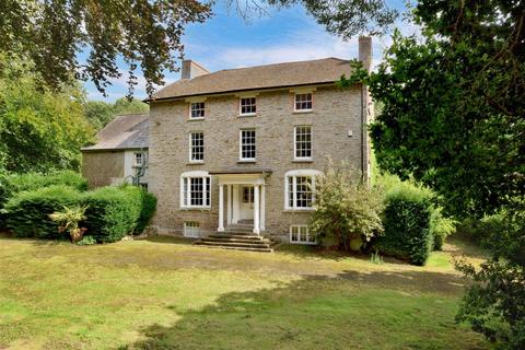 10 bedroom detached house for sale, Glasbury, Herefordshire - with grounds