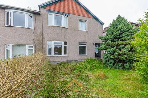 152 Croftside Avenue, Glasgow, G44 5ND