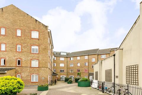 2 bedroom flat for sale, Church Road, Acton, London, W3