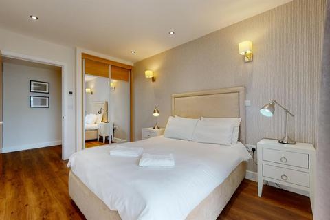 undefined, 80 Back Church Lane, Twyne House Apartments, London