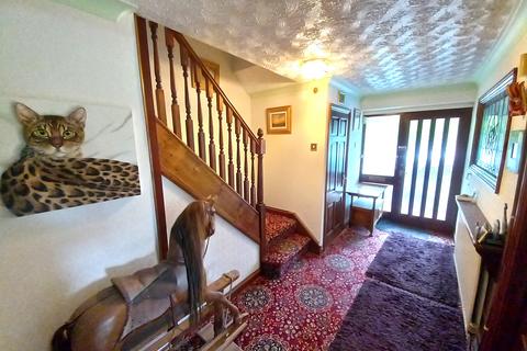 4 bedroom detached house for sale, Glasinfryn LL57