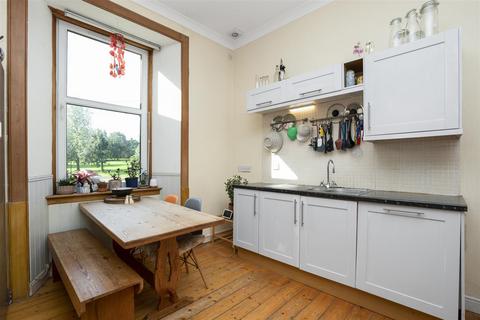 71b Appin Crescent, Dunfermline, KY12 7QT