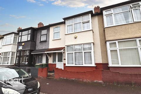 3 bedroom terraced house for sale, Tinto Road Canning Town, London