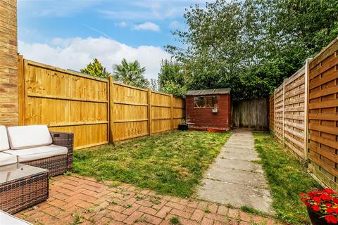 2 bedroom house for sale, RUTLAND CLOSE, ASHTEAD, KT21