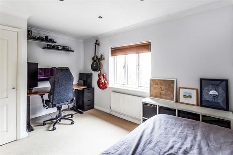 2 bedroom house for sale, RUTLAND CLOSE, ASHTEAD, KT21