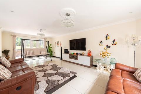 4 bedroom detached house for sale, Bradwell Road, Loughton, Milton Keynes, Buckinghamshire, MK5