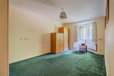 2 bedroom retirement property for sale, Fairacres Close, Keynsham, Bristol