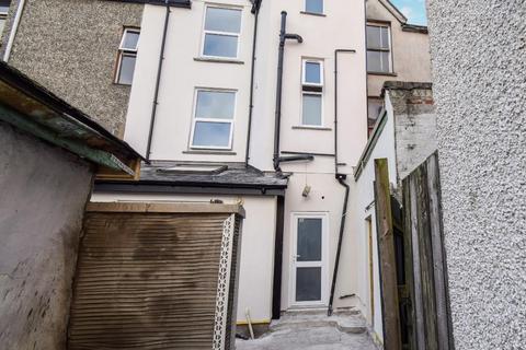 4 bedroom townhouse for sale, Minafon 9 Station Road, Bala