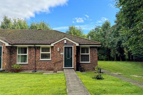 2 bedroom bungalow for sale, Beverley Road, Willerby, Hull