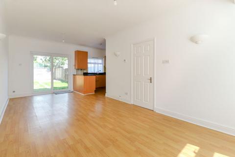 3 bedroom end of terrace house for sale, Cedar Avenue, EN3