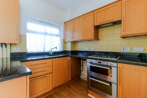 3 bedroom end of terrace house for sale, Cedar Avenue, EN3