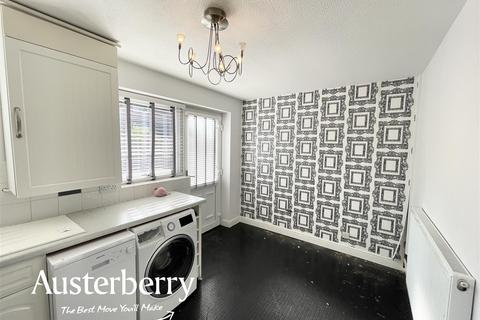 2 bedroom semi-detached house for sale, Bengal Grove, Stoke-On-Trent ST4