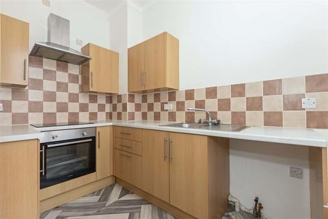 2 bedroom flat for sale, South Terrace, Littlehampton