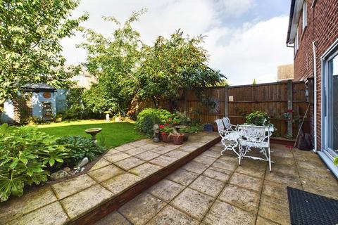 3 bedroom semi-detached house for sale, Longue Drive, Calverton, Nottingham