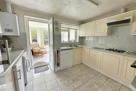 2 bedroom detached bungalow for sale, Verwood