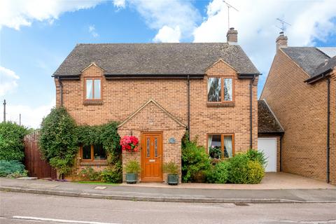 4 bedroom link detached house for sale, Mill Close, Oxfordshire OX15