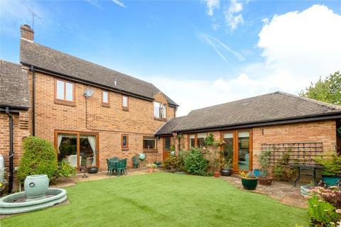 4 bedroom link detached house for sale, Mill Close, Oxfordshire OX15