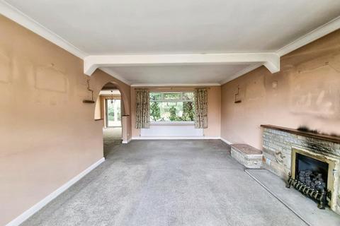 4 bedroom detached bungalow for sale, Bell Lane, Moulton