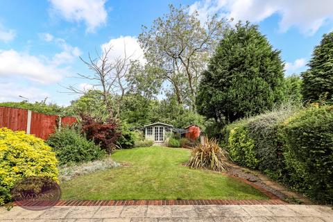 4 bedroom detached house for sale, Cedarland Crescent, Nuthall, Nottingham, NG16