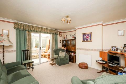 3 bedroom house for sale, Rose Gardens, Ealing, W5